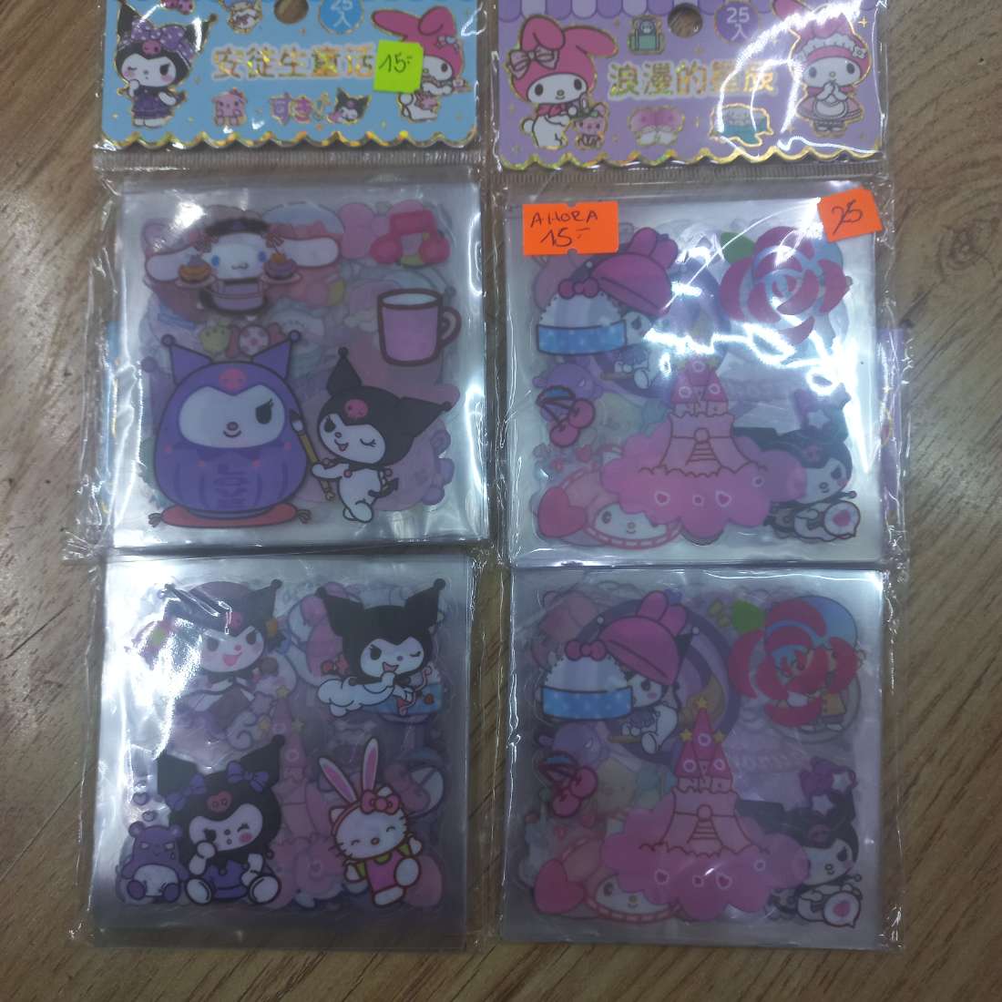 STIKERS EN LAMINA SANRIO X25U