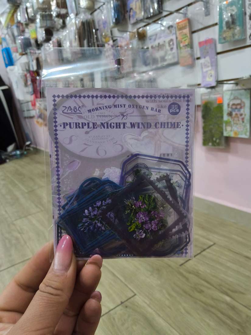 STICKERS PURPLE NIGTH WIND CHIME